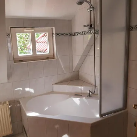 בית הארחה Brockenhexe Mit Restaurant & Cafe