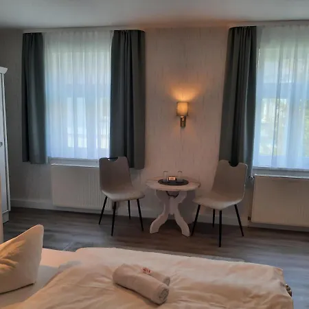 Brockenhexe Mit Restaurant & Cafe 3*