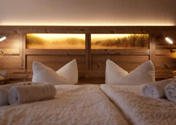 Brockenhexe Mit Restaurant & Cafe 3* Ширке