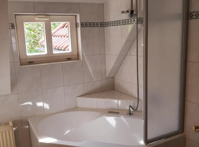 ゲストハウス Brockenhexe Mit Restaurant & Cafe